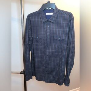 Calvin Klein Men’s Plaid Button-Down Shirt – Size L